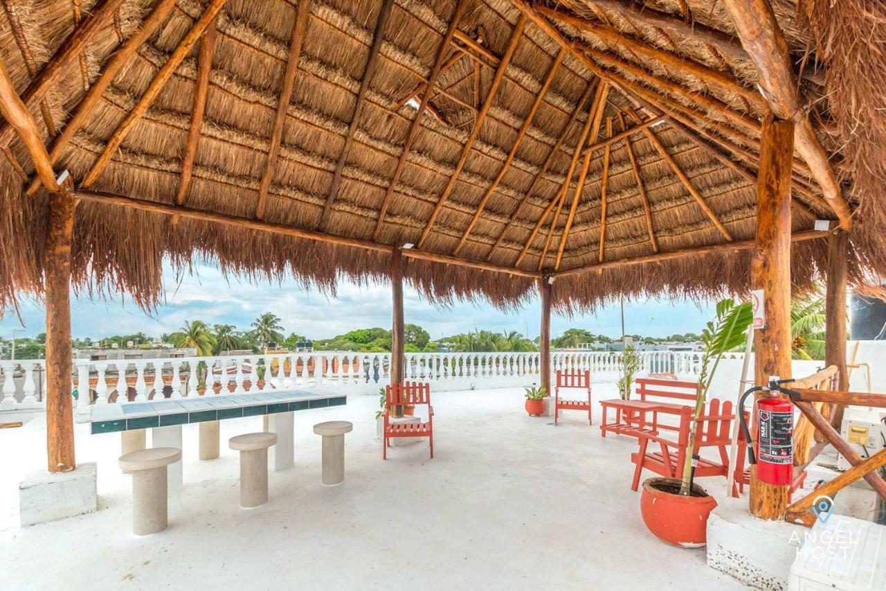 Malecon Beach House In Progreso 1 Block From Beach Esterno foto